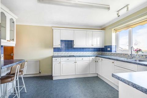 1 Knowles Drive, Colyton, EX24 6PJ