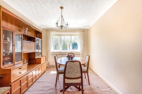 1 Knowles Drive, Colyton, EX24 6PJ