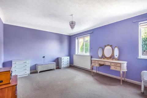 1 Knowles Drive, Colyton, EX24 6PJ