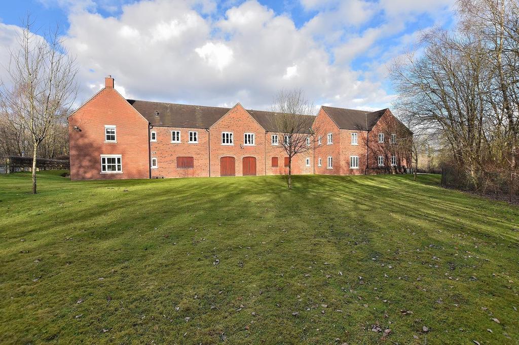 Chanterelle Gardens, Wolverhampton 2 bed apartment £170,000