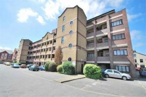 Studio to rent, Galliard Court, Northampton