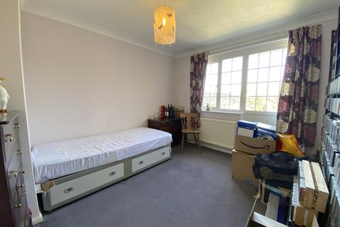 79 Broad Road, Eastbourne, BN20 9QX