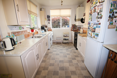 97 Deans Road, Swinton, Manchester, M27 0JF