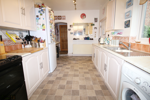 97 Deans Road, Swinton, Manchester, M27 0JF