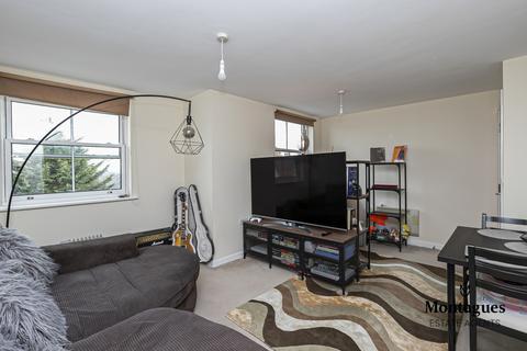 2 bedroom apartment for sale, Hemnall Street, Epping, CM16