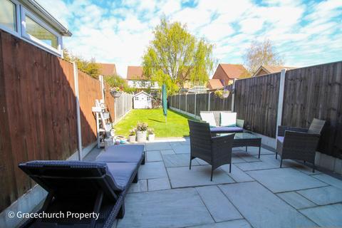 14 Long Grove, Harold Wood, Romford, RM3 0WN