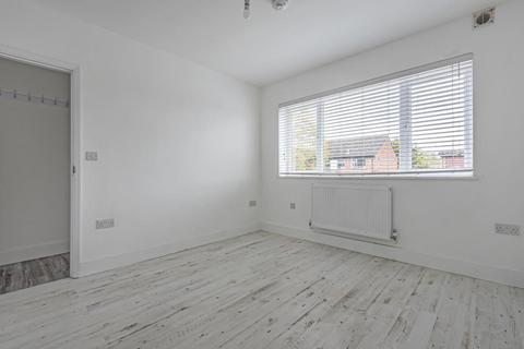2 bedroom apartment to rent - Chesham,  Bucks,  HP5