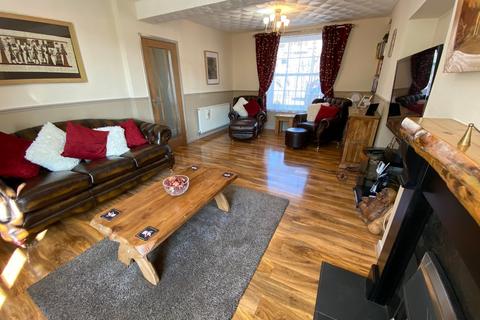 74 Howard Street, Tonypandy, CF40 2BP