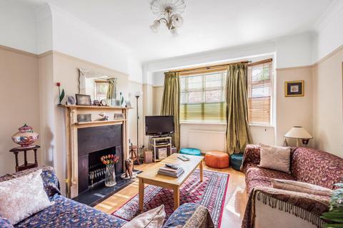 53 Glanfield Road, Beckenham, BR3 3JT