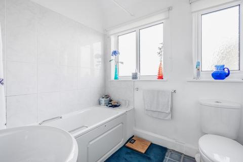 53 Glanfield Road, Beckenham, BR3 3JT