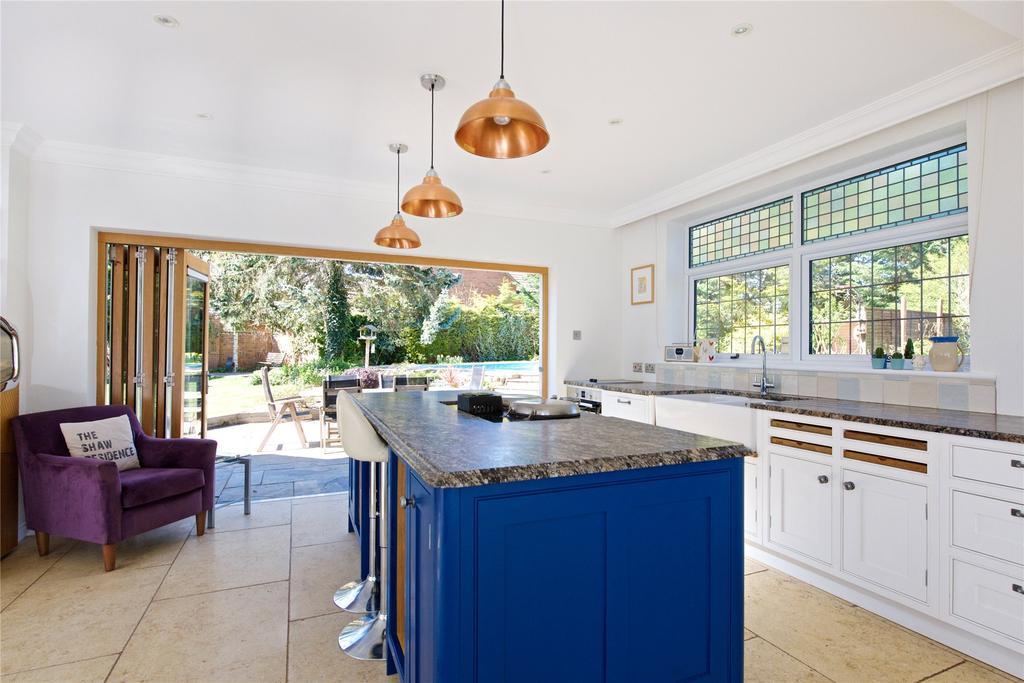 Kitchen/Breakfast Rm
