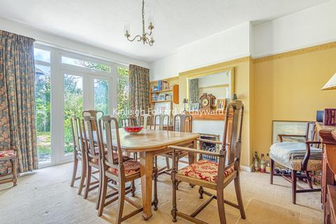 14 Cavendish Way, West Wickham, BR4 0LG
