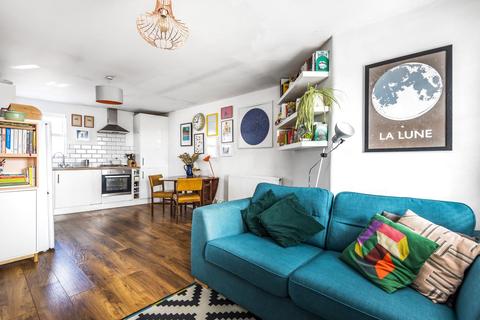 Flat 7, 47 - 55 Knowles Hill Crescent, London, SE13 6DT