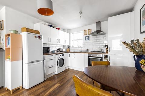 Flat 7, 47 - 55 Knowles Hill Crescent, London, SE13 6DT