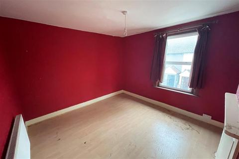 5 Cliffe Road, South Croydon, CR2 6PQ