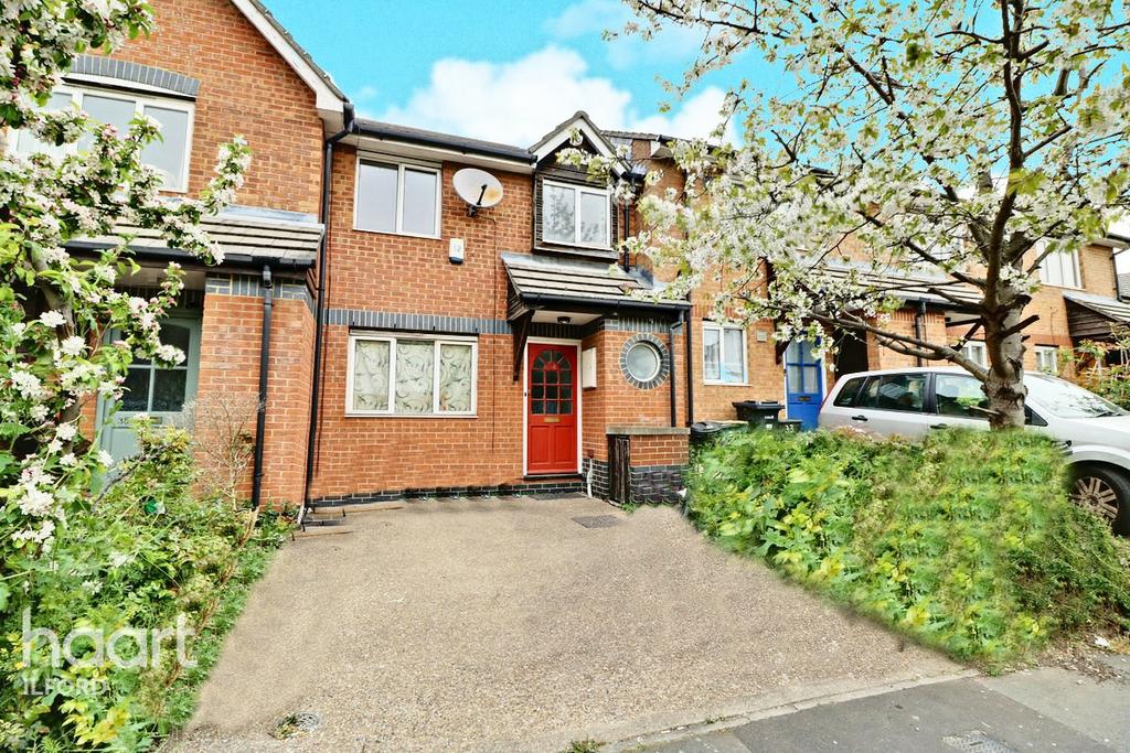 Wisteria Close, Ilford 3 bed terraced house £390,000