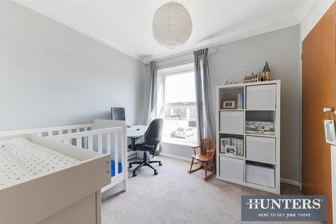 12 Edwards Close, Worcester Park, KT4 8PE