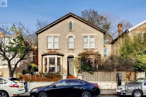 Flat 1, 41 Heathfield Road, Croydon, CR0 1EZ