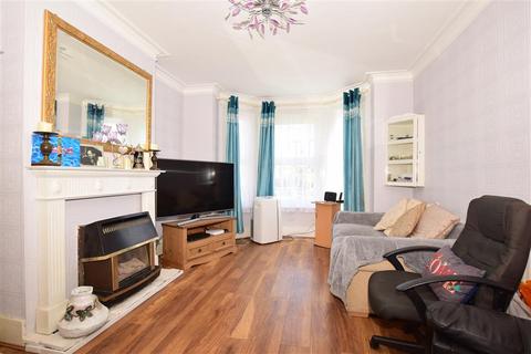 41 Ashley Avenue, Folkestone, CT19 4PS