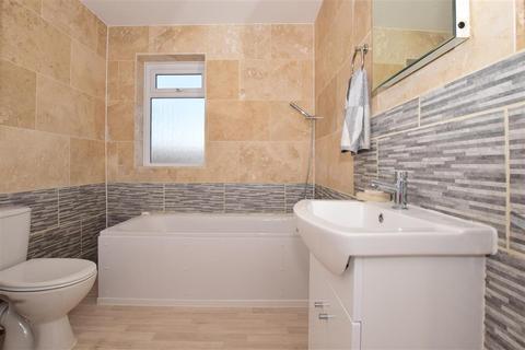 41 Ashley Avenue, Folkestone, CT19 4PS