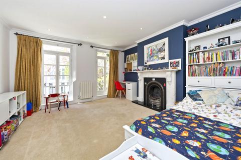 10 Blithfield Street, London, W8 6RH