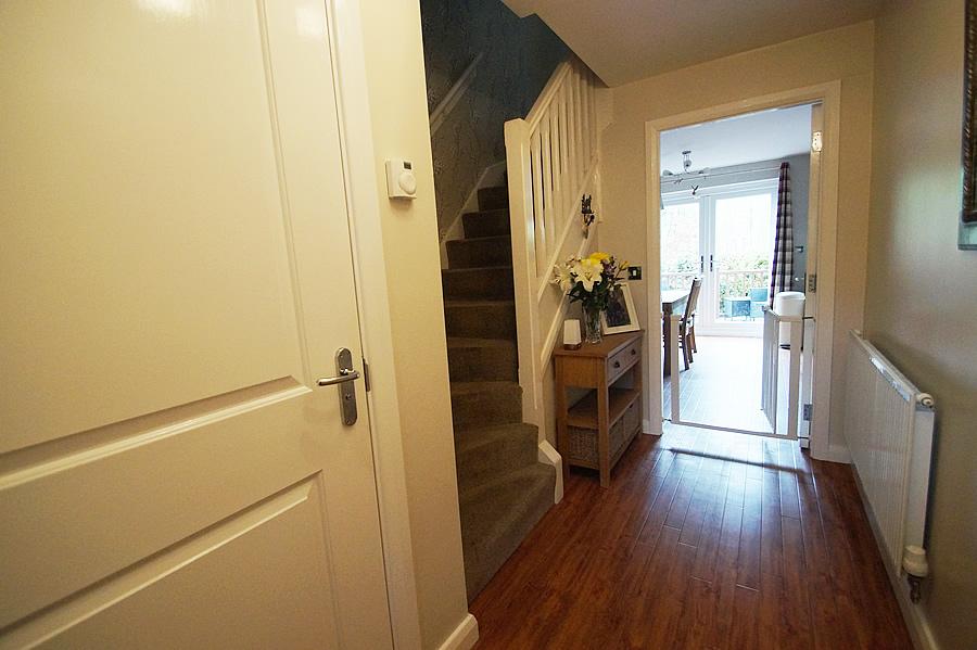11 Tenterfield Close, Greenfield OL3 4 bed townhouse £339,995