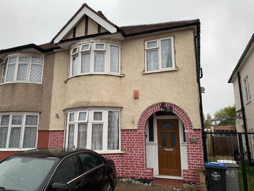 Church Lane, Kingsbury, NW9 3 bed house £1,850 pcm (£427 pw)