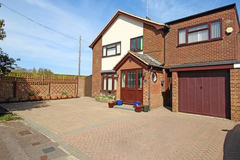 43 Fellowes Way, Stevenage, SG2 8BS