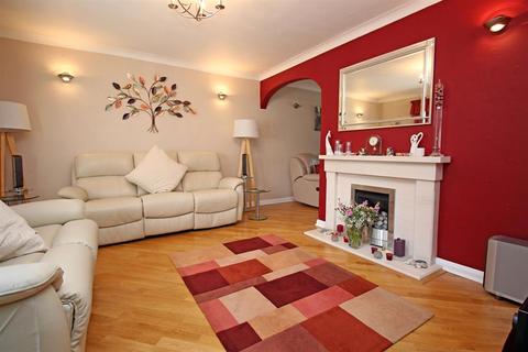 43 Fellowes Way, Stevenage, SG2 8BS