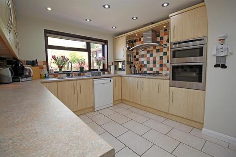 43 Fellowes Way, Stevenage, SG2 8BS
