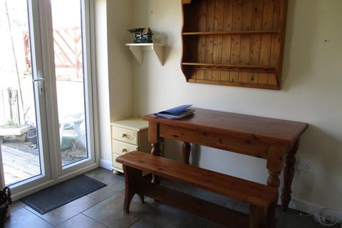 58 Pantteg, Ystalyfera, Swansea, SA9 2BU
