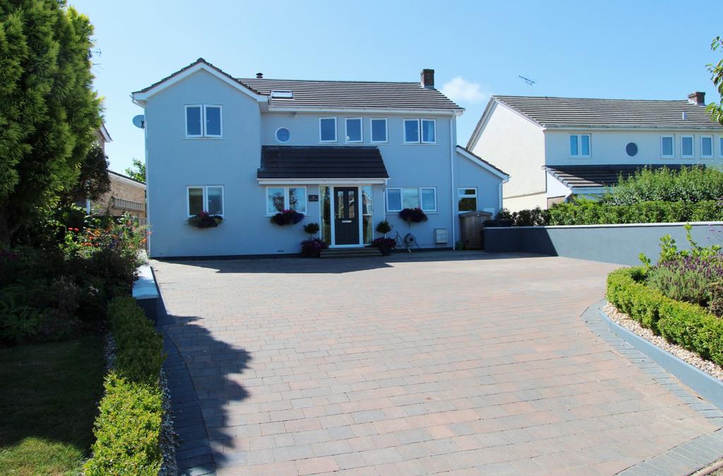 Slade Close, Ottery St Mary 5 bed detached house £565,000
