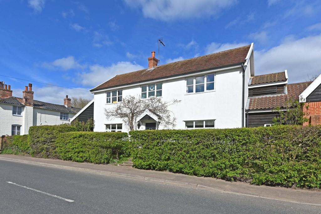 Peasenhall, Nr Heritage Coast, Suffolk 4 bed link detached house £425,000