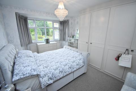 35 Coniston Avenue, Solihull, B92 7NS