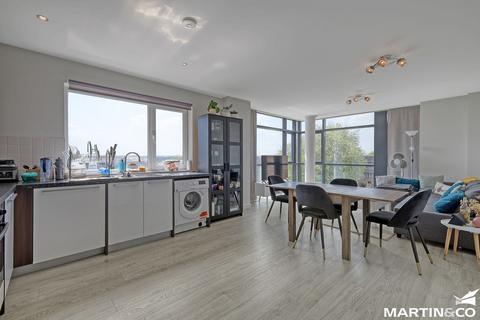 undefined, Wells Crescent, Chelmsford