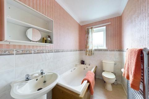 18 Barnsdale View, Norton, Doncaster, DN6 9DD