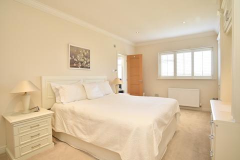 Deer Springs Cottage Harrogate Road, Wetherby, LS22 4AN