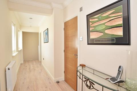 Deer Springs Cottage Harrogate Road, Wetherby, LS22 4AN