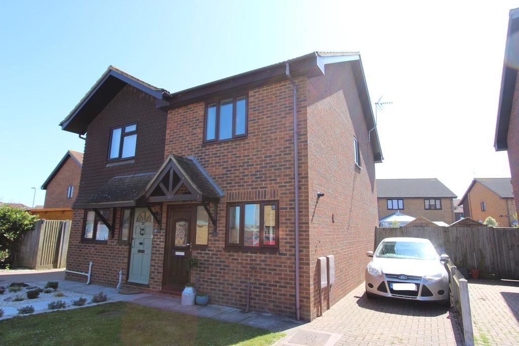 Courtenay Road, Deal 2 bed semidetached house £275,000