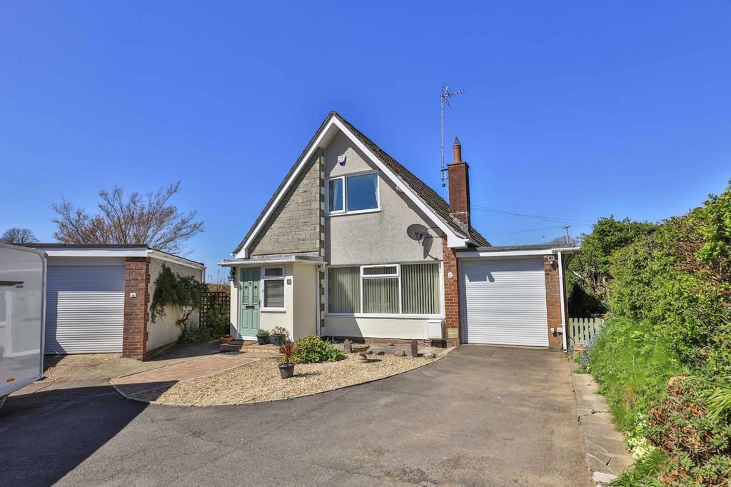 Maes Lloi, Aberthin, Cowbridge, Vale... 2 bed detached bungalow £450,000