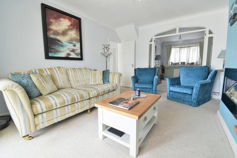 70 Hall Road, Rolleston On Dove, Burton-on-trent, DE13 9BY