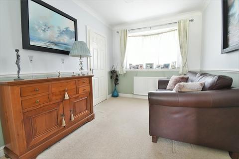 70 Hall Road, Rolleston On Dove, Burton-on-trent, DE13 9BY