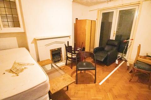 21 Avondale Road, Cardiff, CF11 7DT