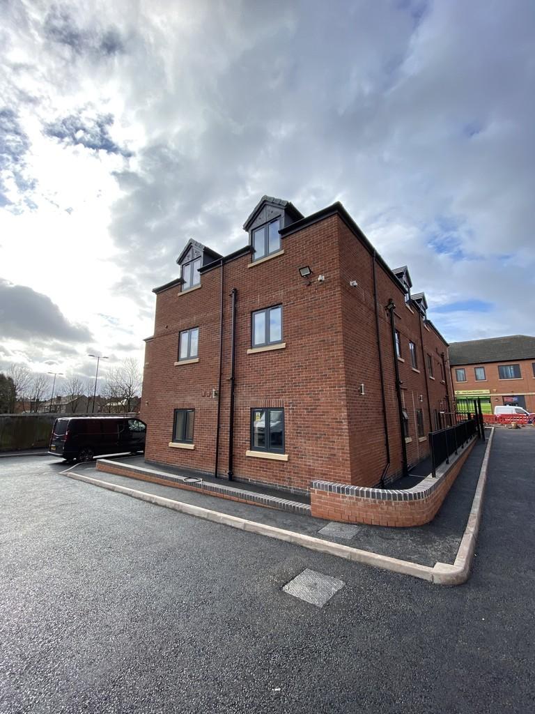 Clay Lane, Coventry, CV2 4LN Studio £625 pcm (£144 pw)