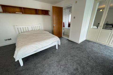 1 bedroom in a house share to rent - Atlantic Court, 10 Jamestown Way, London