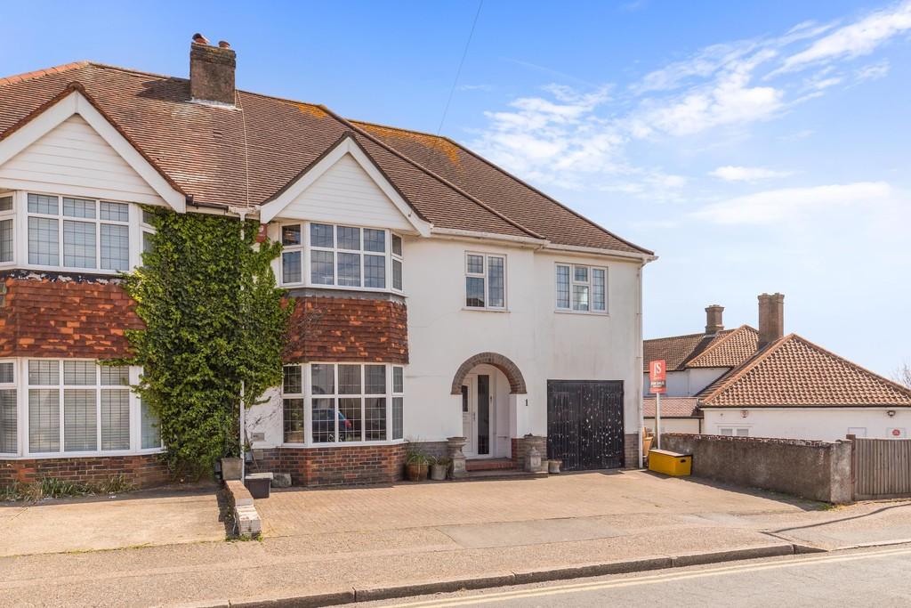 Holmes Avenue, Hove, BN3 7LA 4 bed semidetached house £650,000