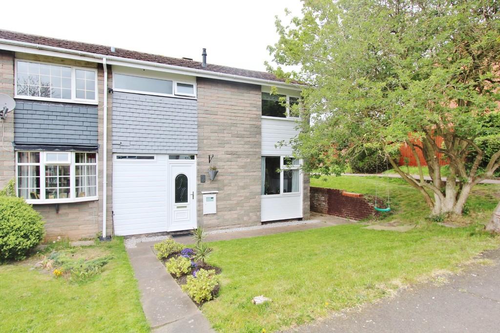 Dryden Road, Tamworth 3 bed end of terrace house £159,950