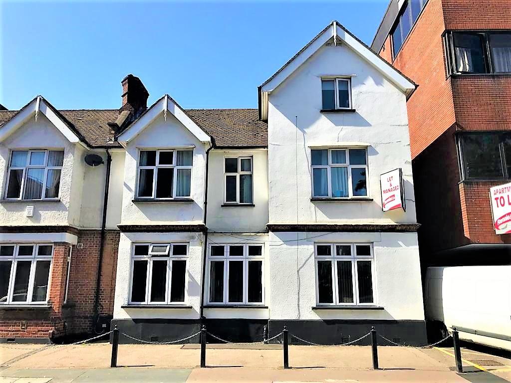Upton Road, Watford 1 bed flat £1,100 pcm (£254 pw)