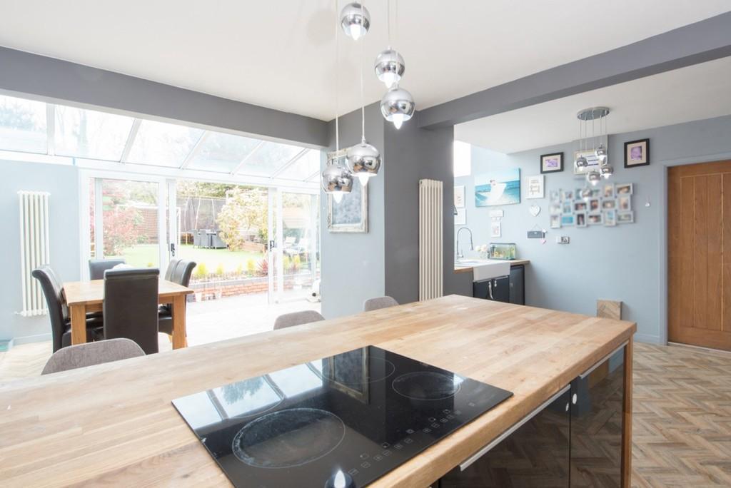 Bakers Lane, Streetly 4 bed semidetached house £400,000