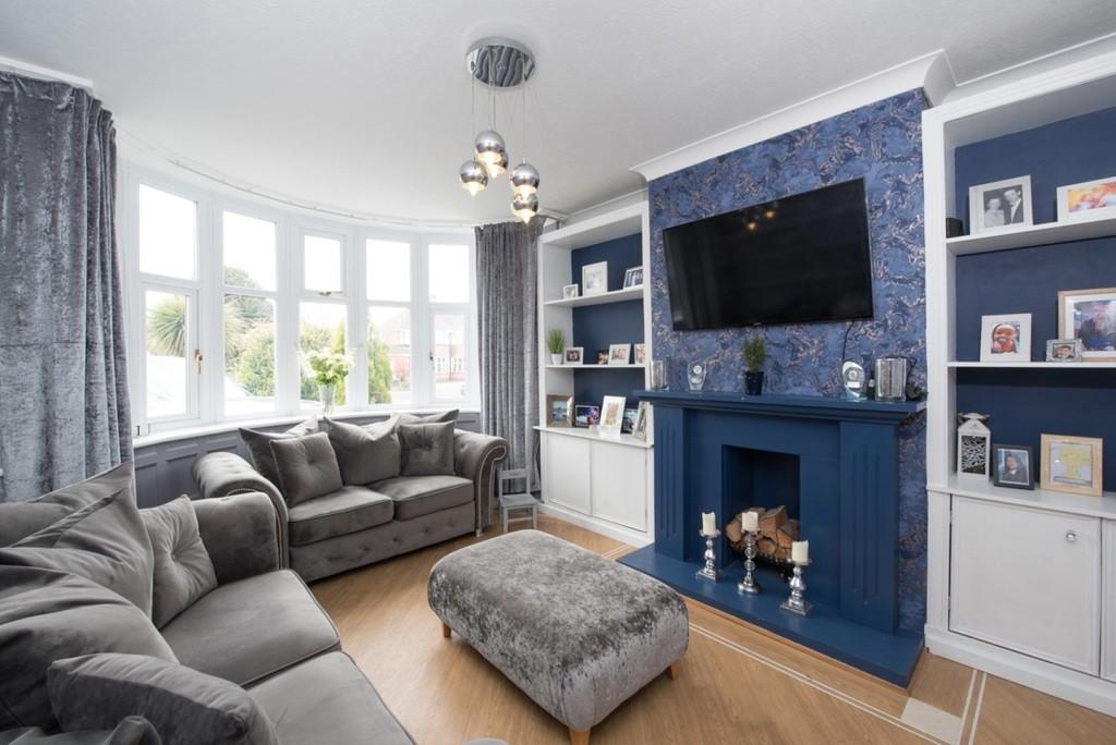 Bakers Lane, Streetly 4 bed semidetached house £400,000